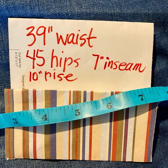 Gap 1969 Denim real Straight fit shorts quality Mom shorts Sz 16/33 - Picture 4 of 4